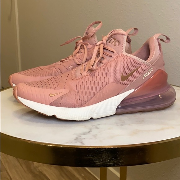 Nike Shoes - Nike AirMax 270 in Rust Pink - Size 10
